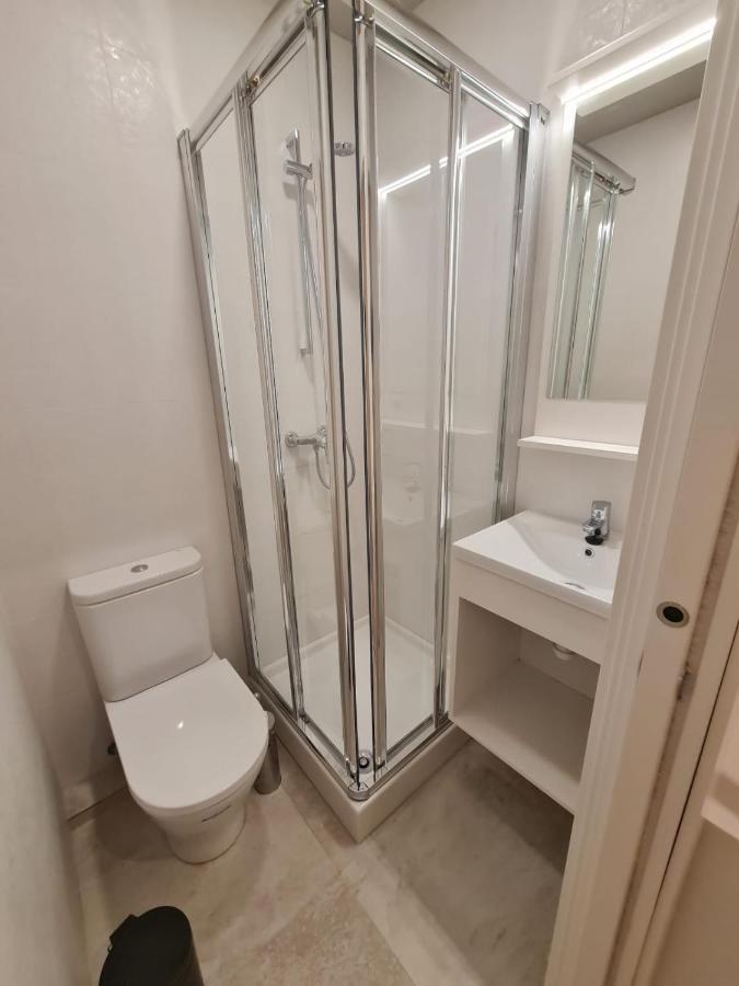 Le Petit Palü-Velarde Otel Madrid Dış mekan fotoğraf