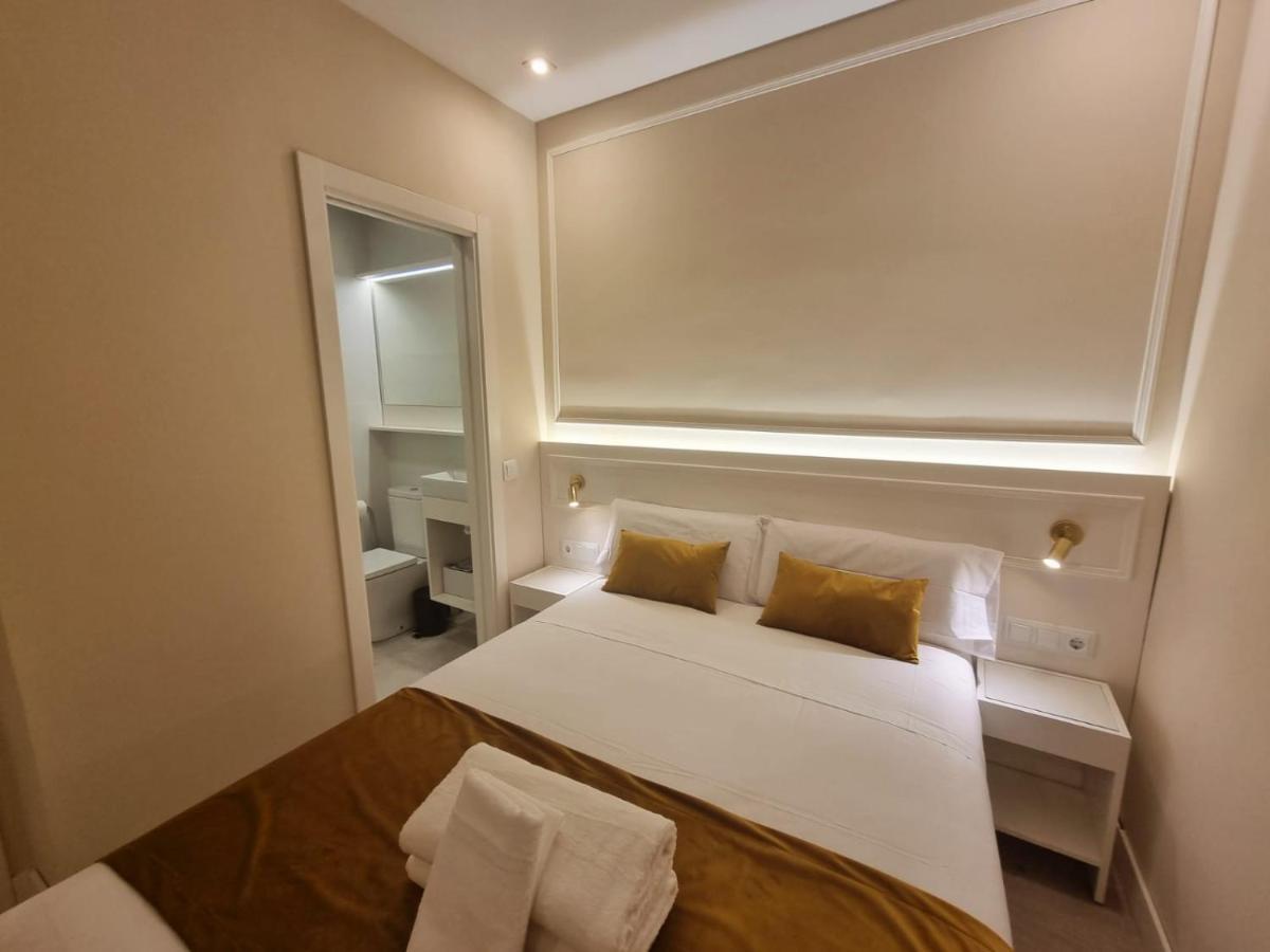 Le Petit Palü-Velarde Otel Madrid Dış mekan fotoğraf